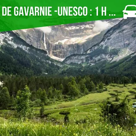 Loc Trotteur Le Romarin Gare Sncf De