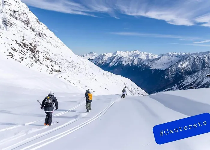 Loc Trotteur Le Romarin Gare Sncf De Lourdes