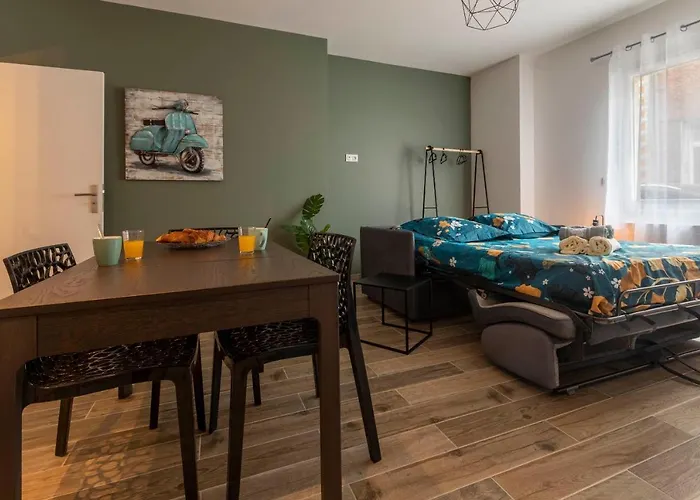 Loc Trotteur Le Romarin Gare Sncf De Appartement *